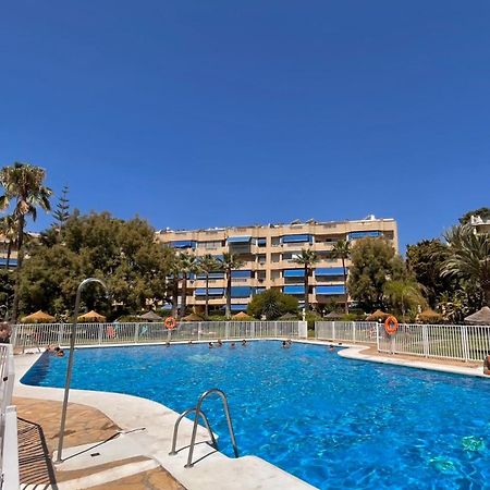 Costalago Beach Torremolinos Bagian luar foto